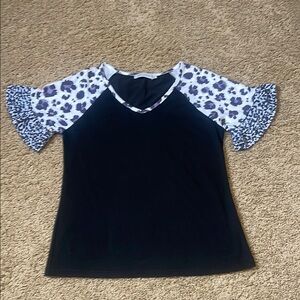 MISSLOOK Black and White Ruffled Short Sleeve Blouse